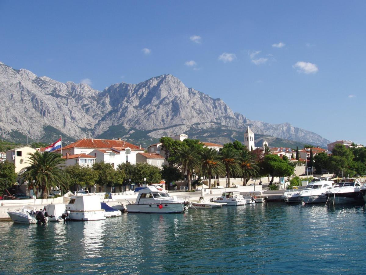 Apartments Divna Baška Voda Exteriör bild