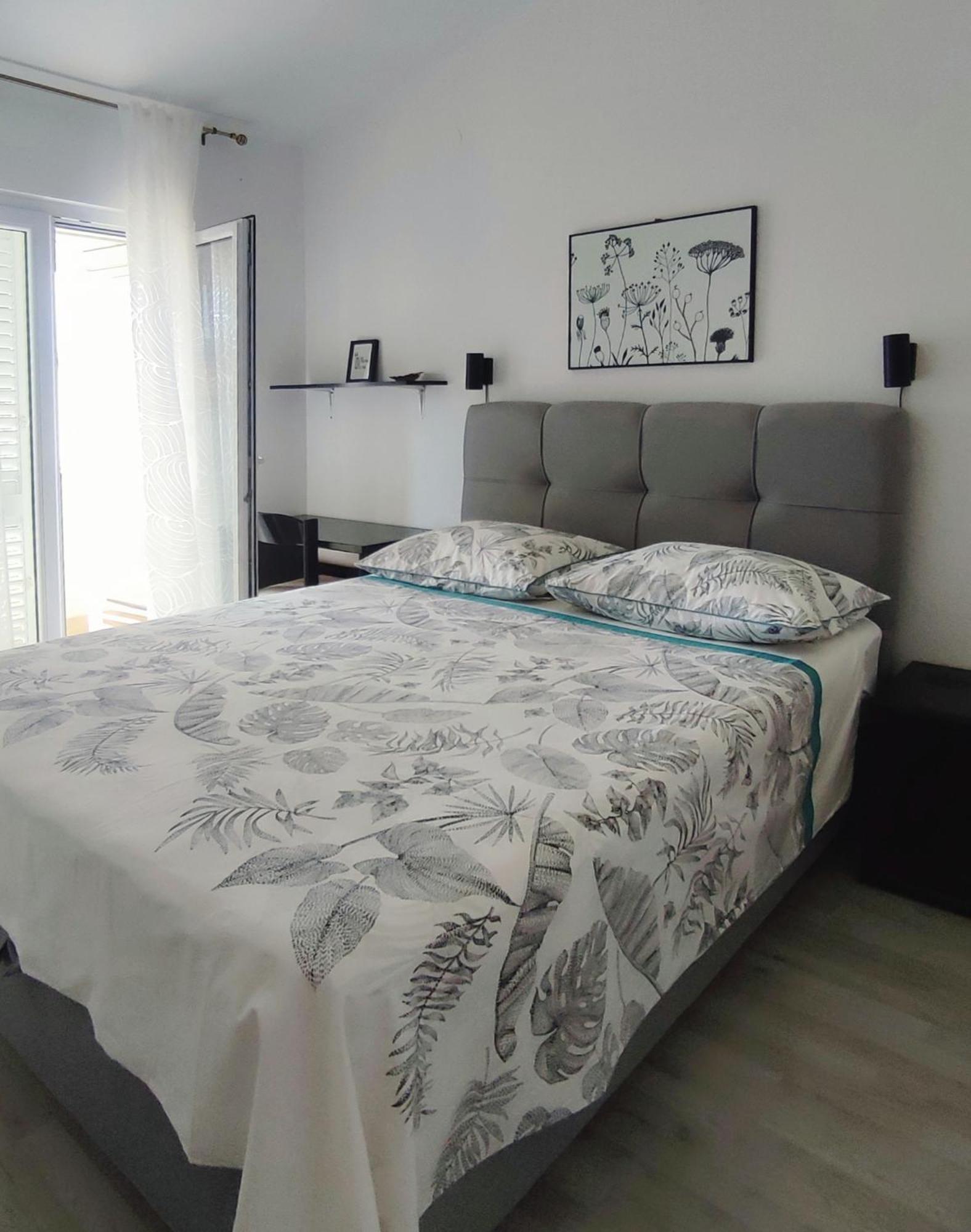 Apartments Divna Baška Voda Exteriör bild