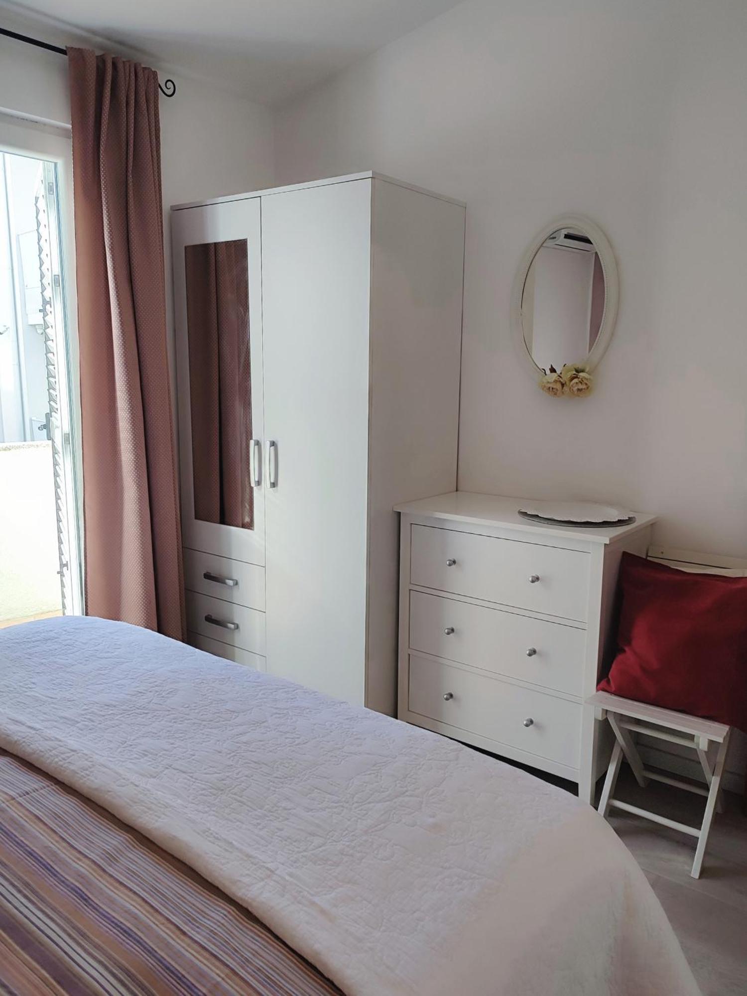 Apartments Divna Baška Voda Exteriör bild